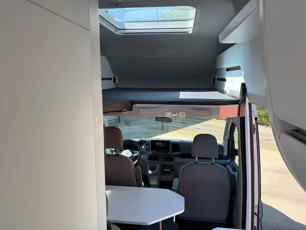 VOLKSWAGEN Grand California 35 Mwb Dsl (2026) — foto 19 van 19