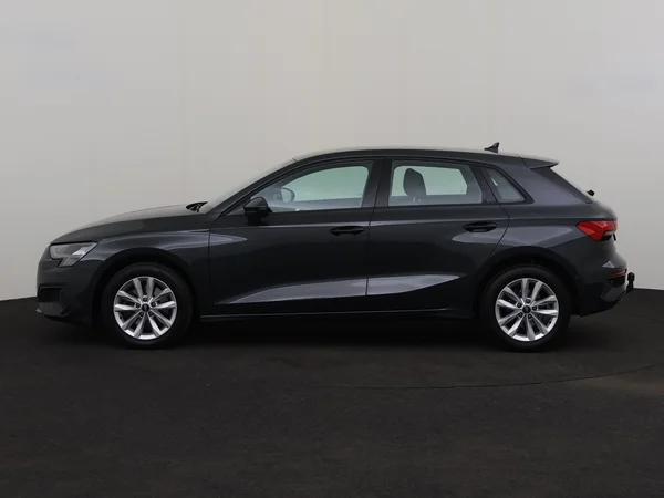 AUDI A3 (2021) — foto 12 van 29