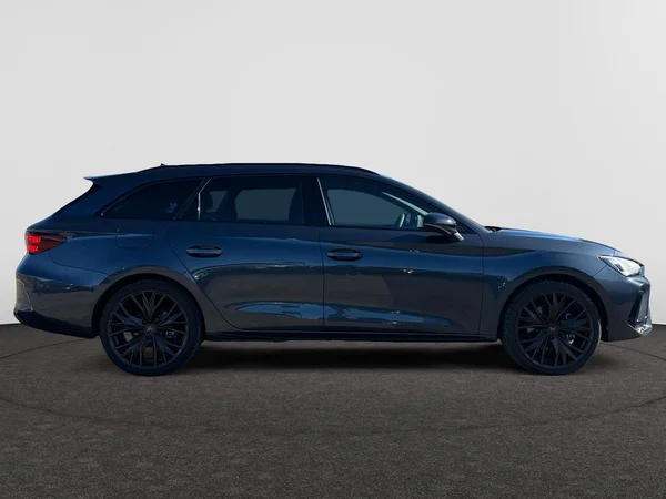 CUPRA Leon ST e-Hybrid (PHEV) (2025) — foto 17 van 19