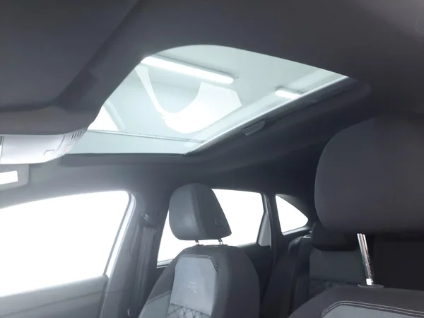 Volkswagen Taigo (2022) — foto 21 van 21