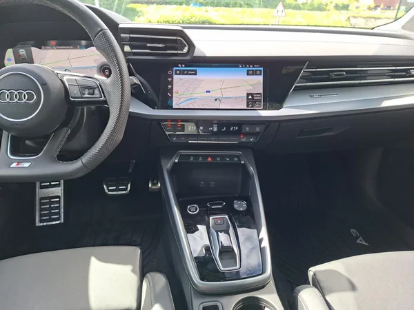 AUDI A3 Allstreet (2025) — foto 3 van 24