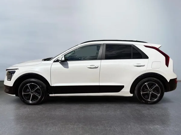 KIA Niro HEV (2022) — foto 18 van 23