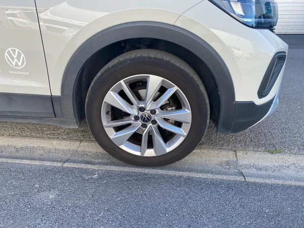 VOLKSWAGEN T-Cross (2025) — foto 11 van 19