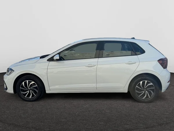 VOLKSWAGEN Polo (2022) — foto 12 van 20
