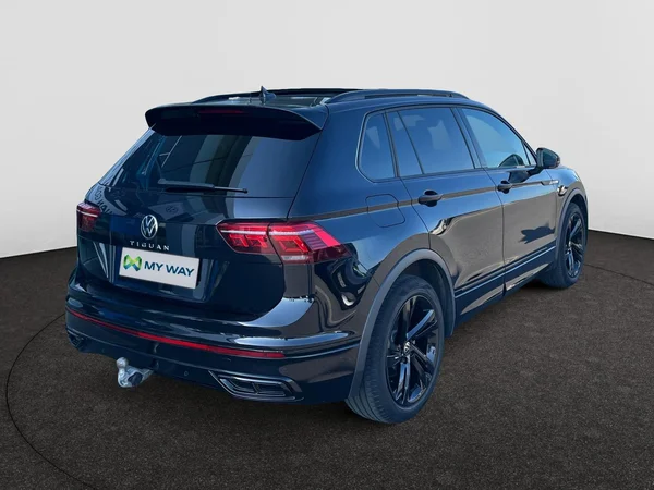 VOLKSWAGEN Tiguan (2023) — foto 16 van 24