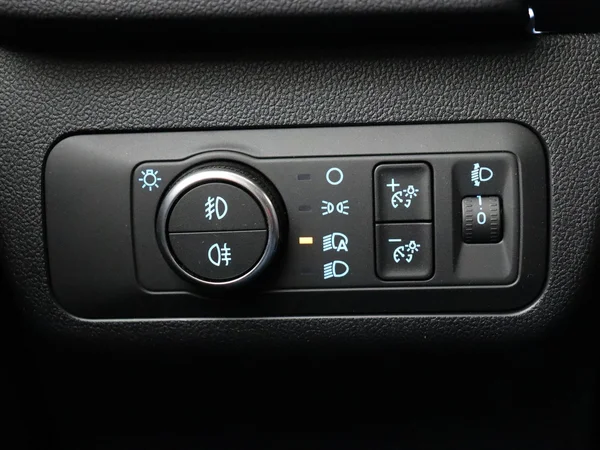 FORD Kuga (2024) — foto 19 van 28