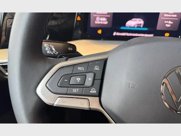 VOLKSWAGEN Golf VII SW (2026) — foto 8 van 21