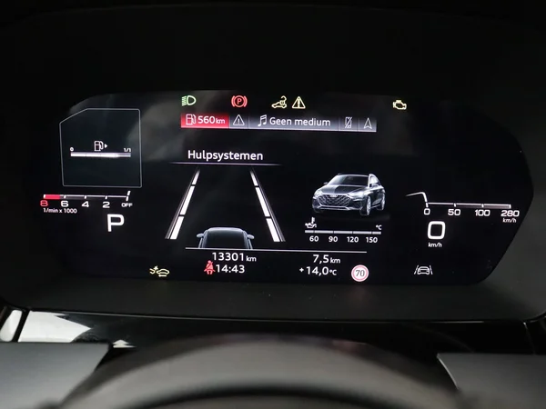 AUDI A3 Sportback (2025) — foto 4 van 18