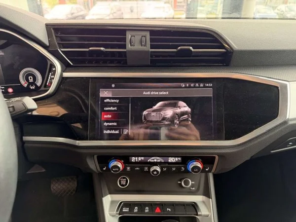 Audi Q3 (2022) — foto 9 van 20