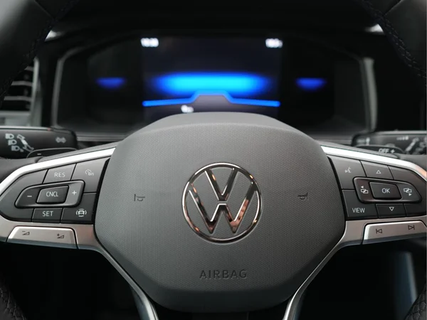 VOLKSWAGEN Polo (2026) — foto 9 van 25