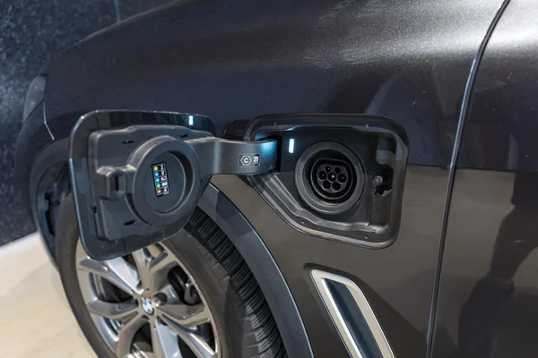 BMW X5 (2021) — foto 2 van 43