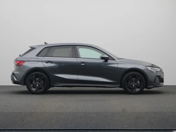 AUDI A3 Sportback (2025) — foto 21 van 23