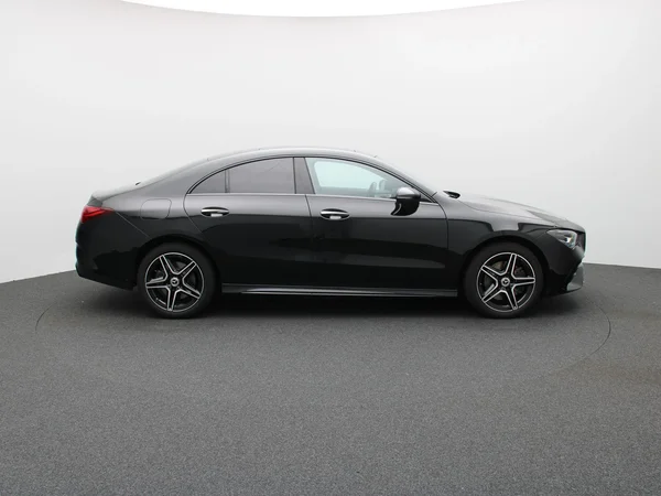 Mercedes-Benz CLA (2024) — foto 24 van 27