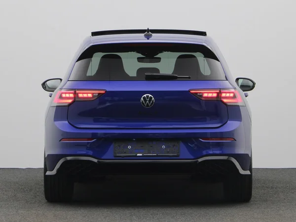 VOLKSWAGEN Golf VIII (2025) — foto 18 van 21