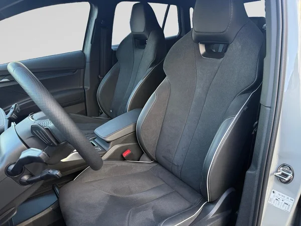 SKODA Elroq (2025) — foto 16 van 17