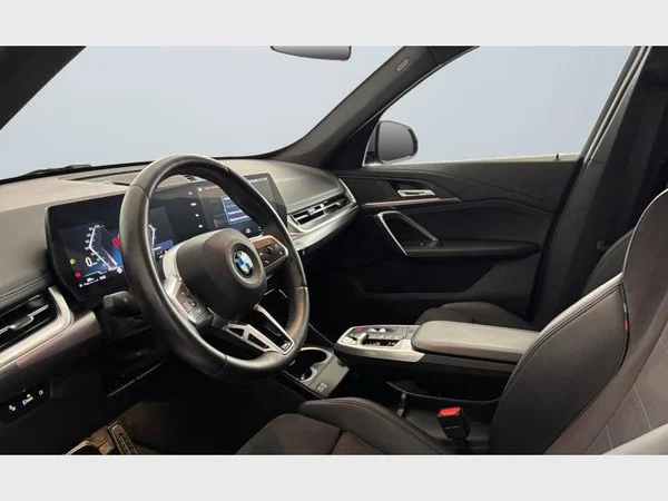BMW SERIE X X1 (2022) — foto 32 van 32