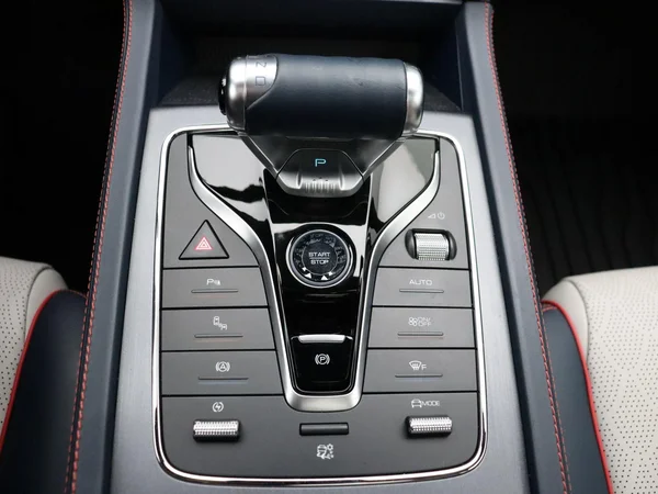 BYD ATTO 3 (2023) — foto 14 van 32
