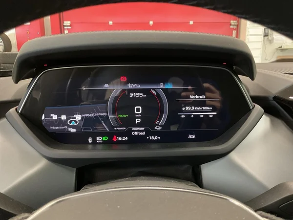 AUDI E-tron GT (2022) — foto 6 van 24