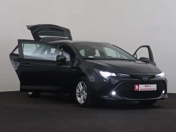 TOYOTA Corolla (2022) — foto 23 van 28