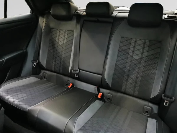 VOLKSWAGEN T-Roc (2026) — foto 3 van 15