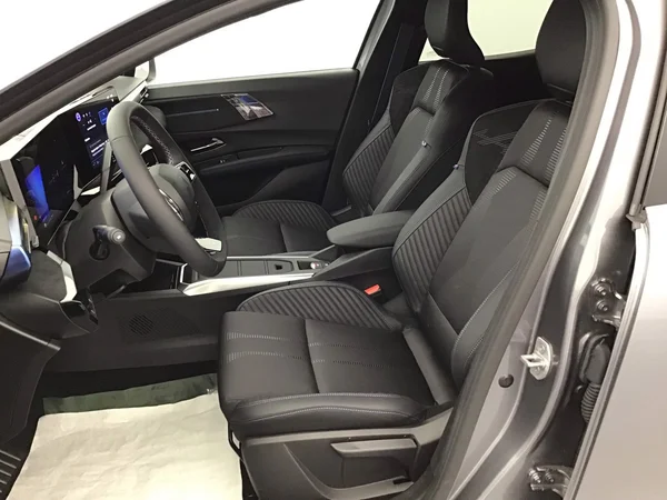 Renault Clio VI Hybrid (HEV) (2026) — foto 20 van 29