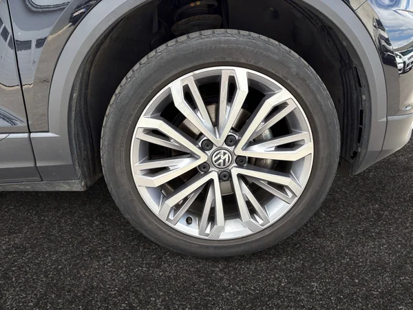 VOLKSWAGEN T-Roc (2020) — foto 4 van 20