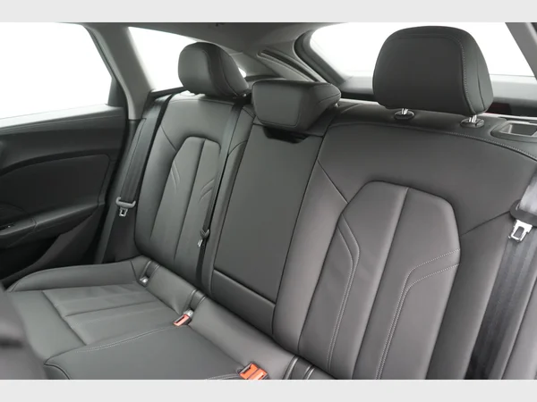 AUDI A5 Avant (2025) — foto 33 van 37