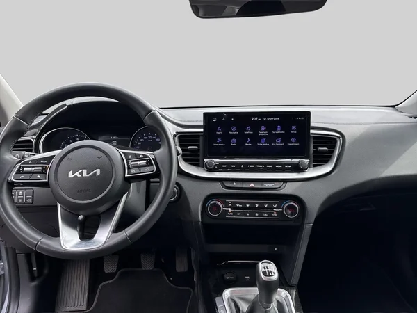 Kia XCeed (2024) — foto 5 van 20
