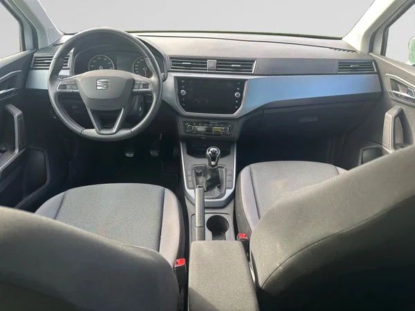 SEAT Arona (2021) — foto 2 van 24