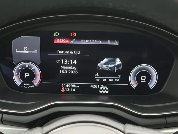 Audi A4 (2022) — foto 15 van 23