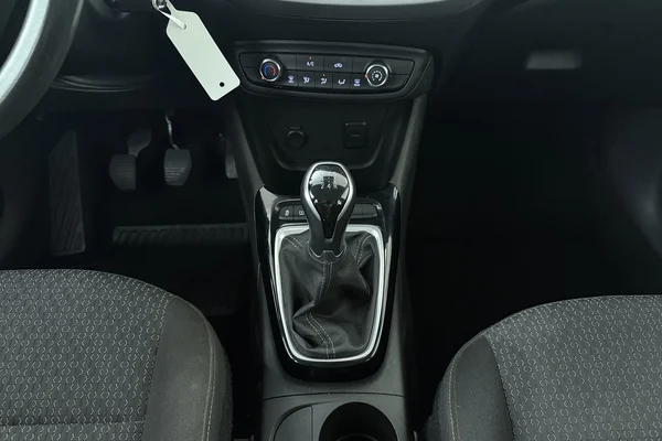 Opel Crossland (2022) — foto 4 van 18