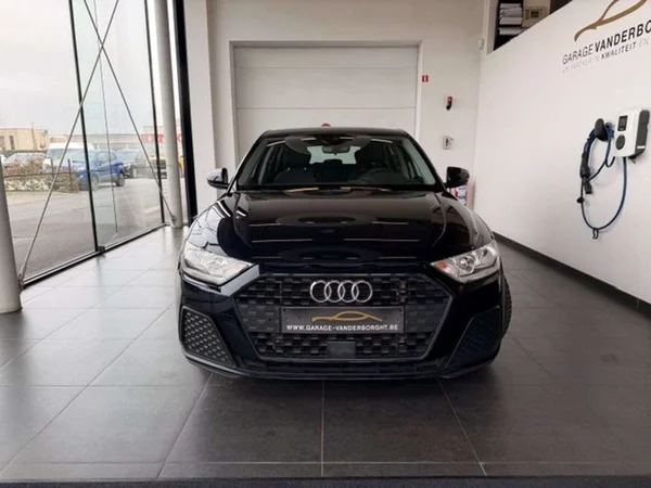 Audi A1 Sportback (2019) — foto 12 van 19