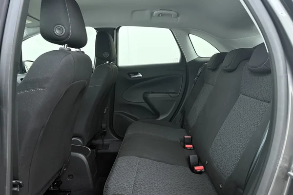 Opel Crossland (2022) — foto 19 van 20