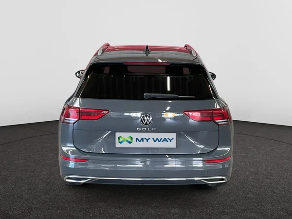 VOLKSWAGEN Golf VIII SW (2024) — foto 17 van 22