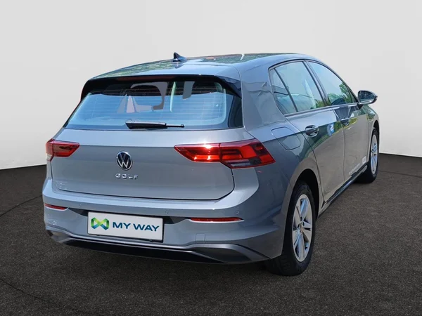 VOLKSWAGEN Golf VIII (2025) — foto 8 van 14