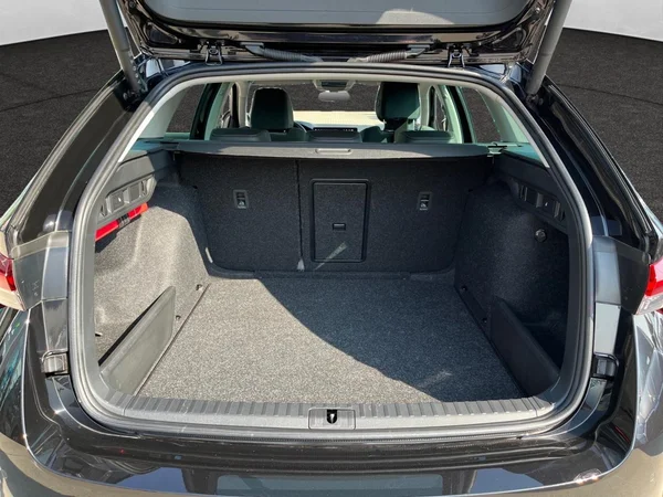 SKODA Octavia Combi (2025) — foto 20 van 22