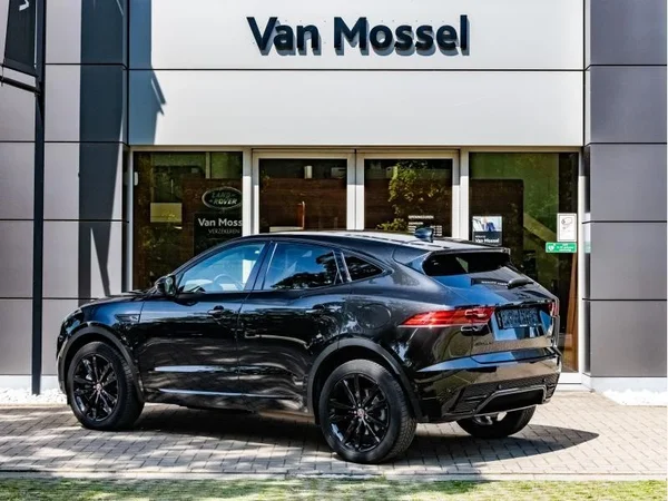 Jaguar E-PACE (2023) — foto 24 van 29