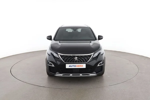 Peugeot 5008 (2020) — foto 15 van 16