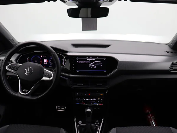 VOLKSWAGEN T-Cross (2024) — foto 18 van 18