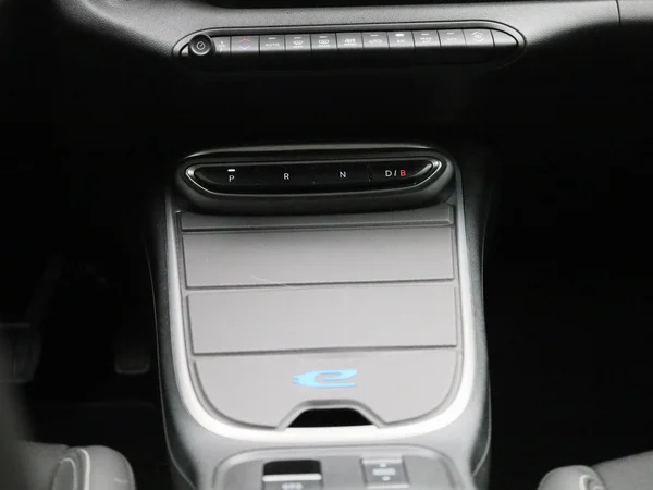 Jeep Avenger (2023) — foto 2 van 39