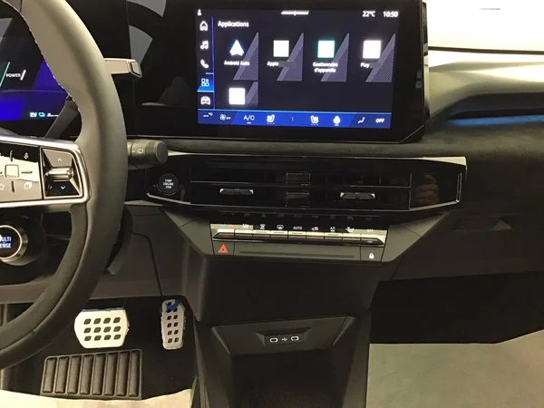 Renault Clio VI Hybrid (HEV) (2026) — foto 6 van 29
