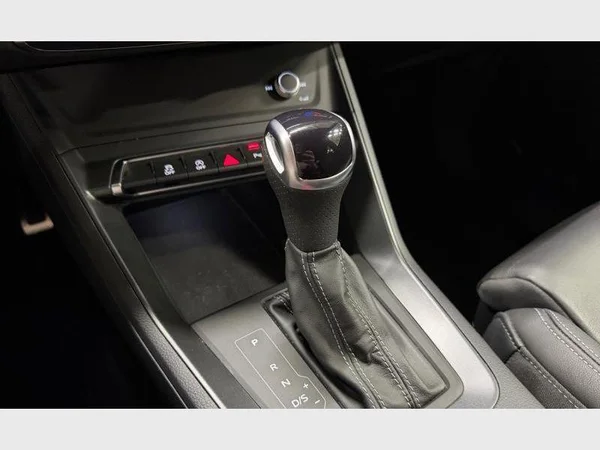 Audi Q3 (2023) — foto 13 van 27