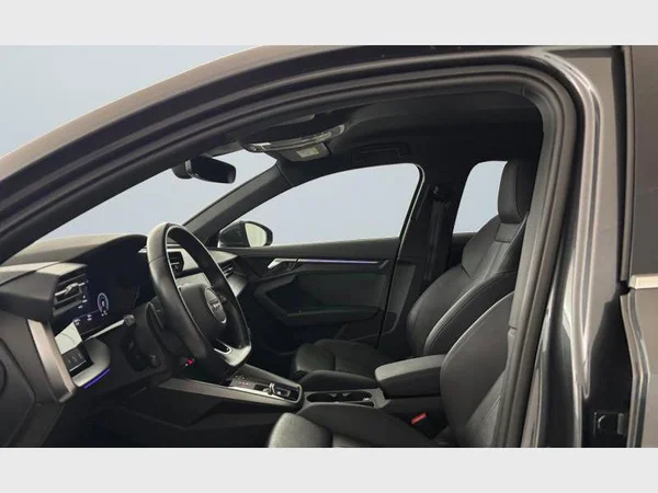 Audi A3 Sedan (2021) — foto 2 van 15