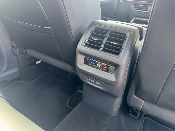 VOLKSWAGEN Tayron (2025) — foto 13 van 24
