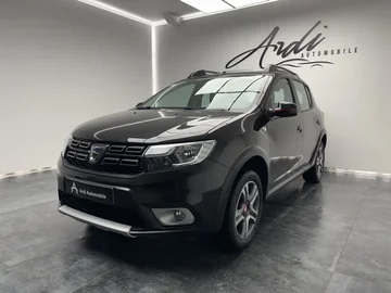 Dacia Sandero 1c15d824-d9f0-44e1-9644-a0ad870d577a