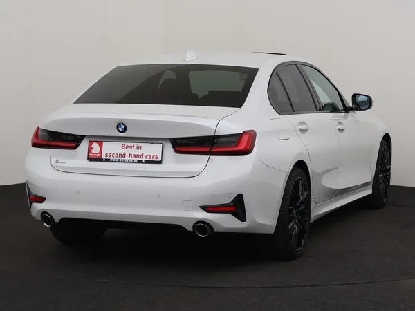 BMW 3-SERIE (2021) — foto 23 van 29