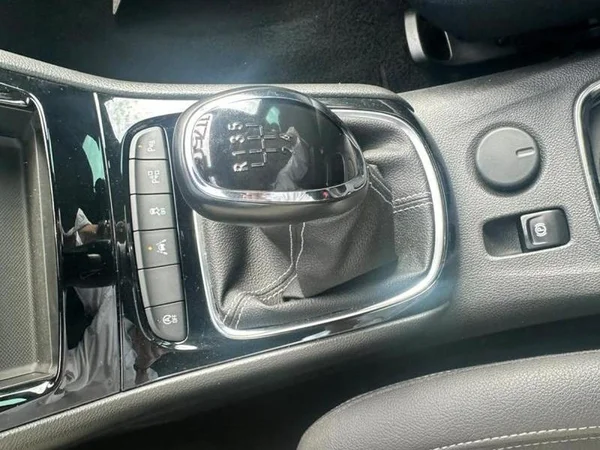 OPEL Astra Sports Tourer (2019) — foto 16 van 27