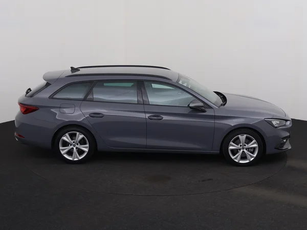 SEAT Leon (2024) — foto 24 van 28