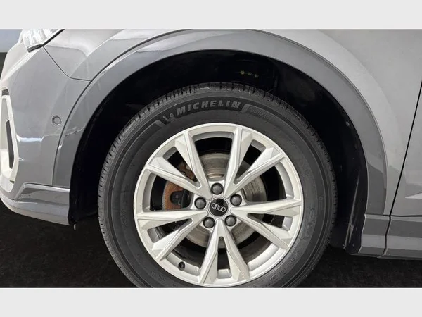 Audi Q3 Sportback (2023) — foto 2 van 33