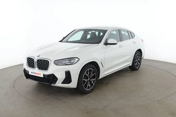 BMW X4 2d411b4a-0c7d-4afa-a18f-7e2a36bce22f